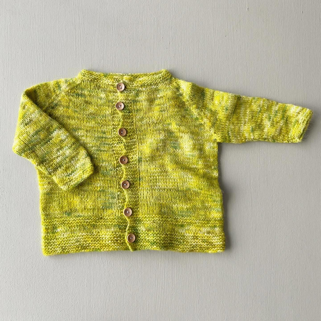 Ulden cardigan i smukkeste grøn 86/92