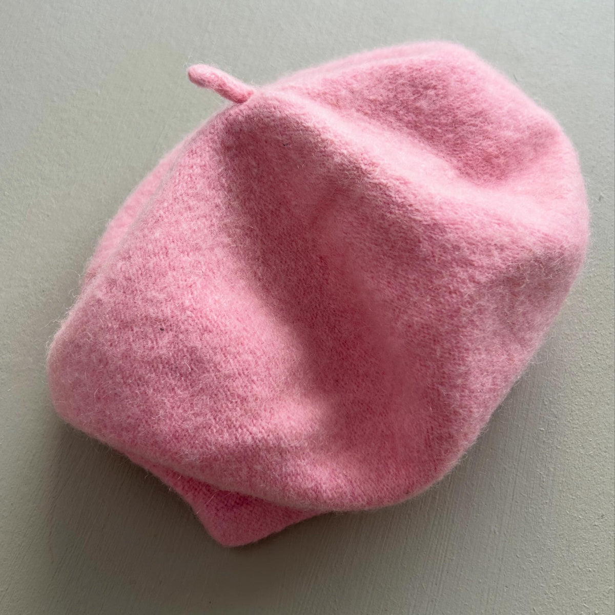 Baret hue i rosa uld 1-3år