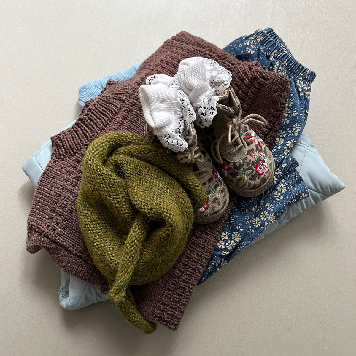 Bandana i grøn uld