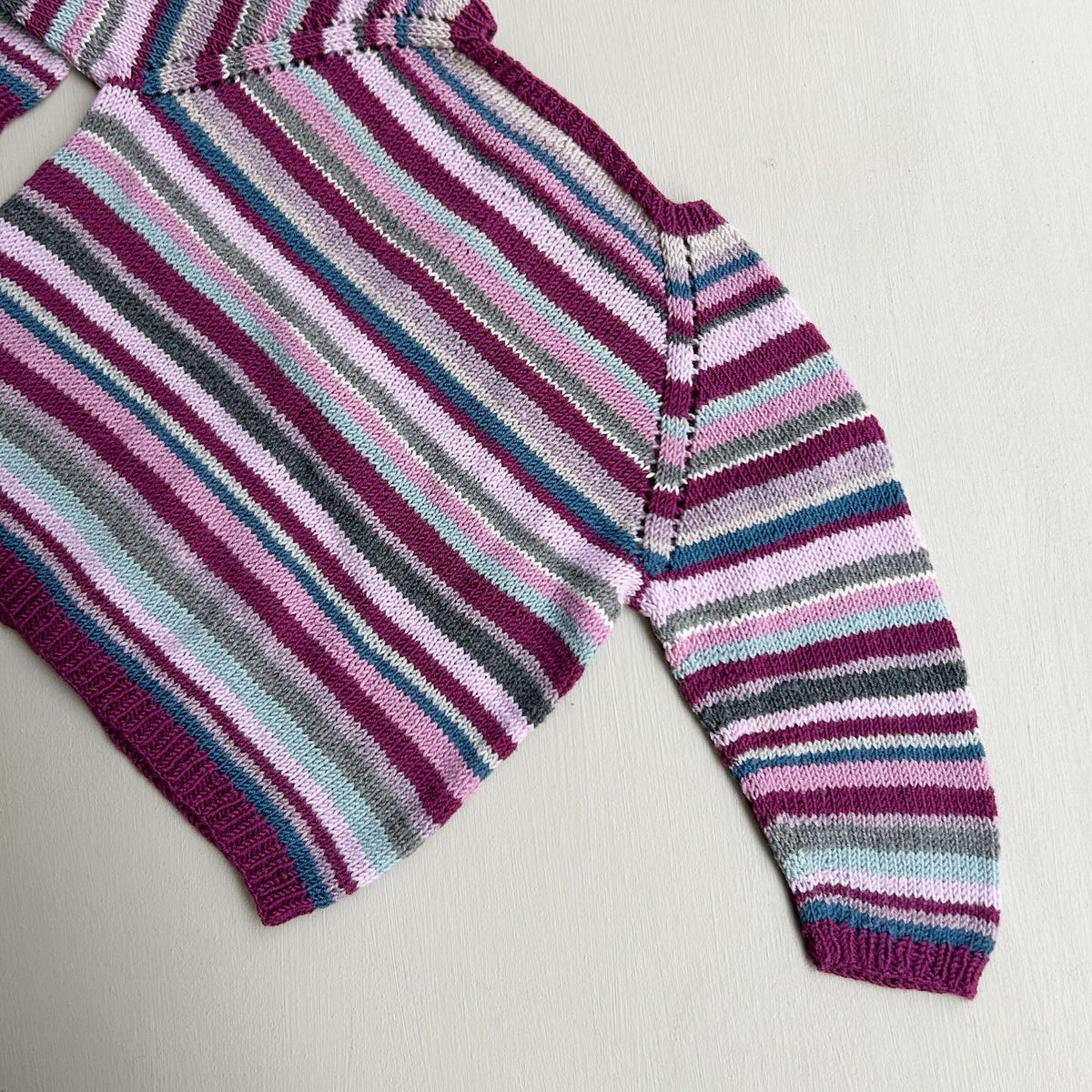 Cardigan i uld 92/98