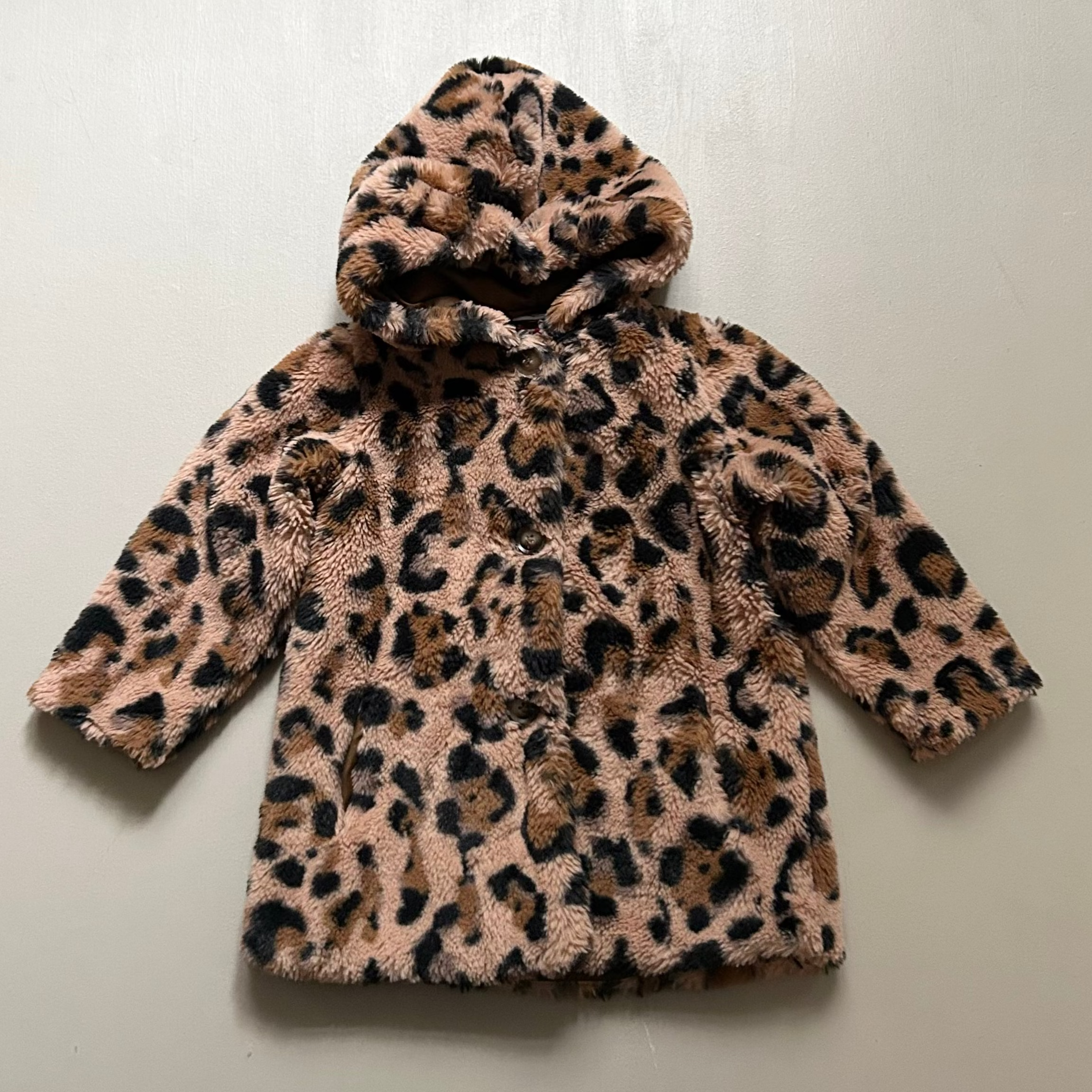 Fake fur leo jakke med hætte 92