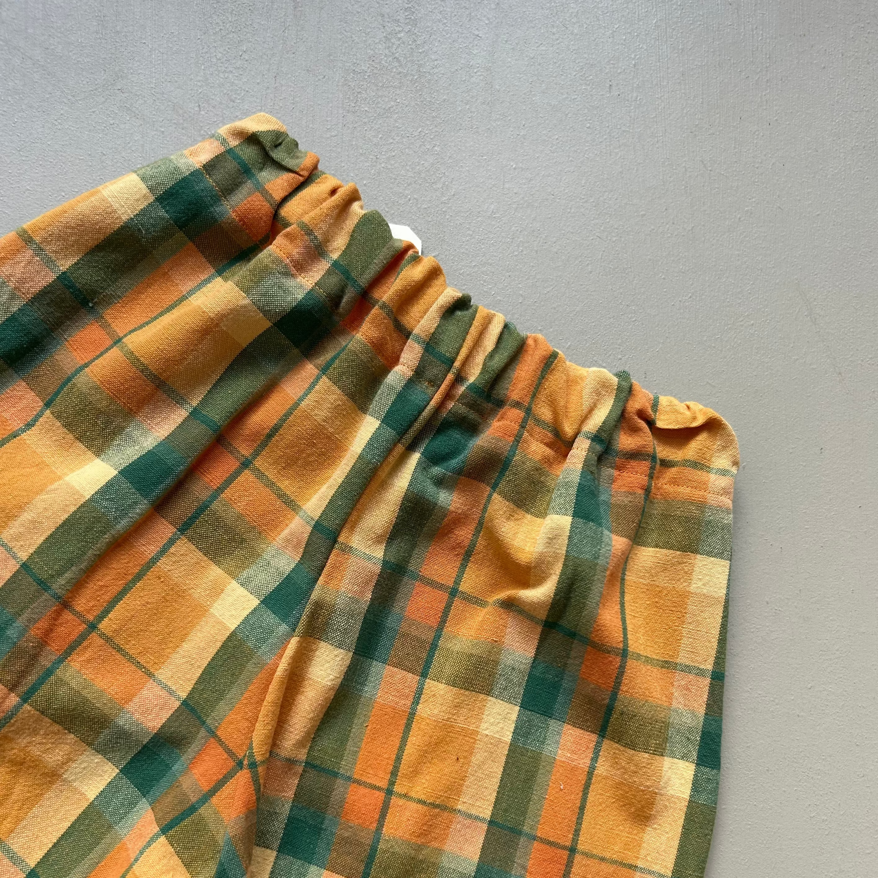 Håndsyede bukser i vintagestof 92/98