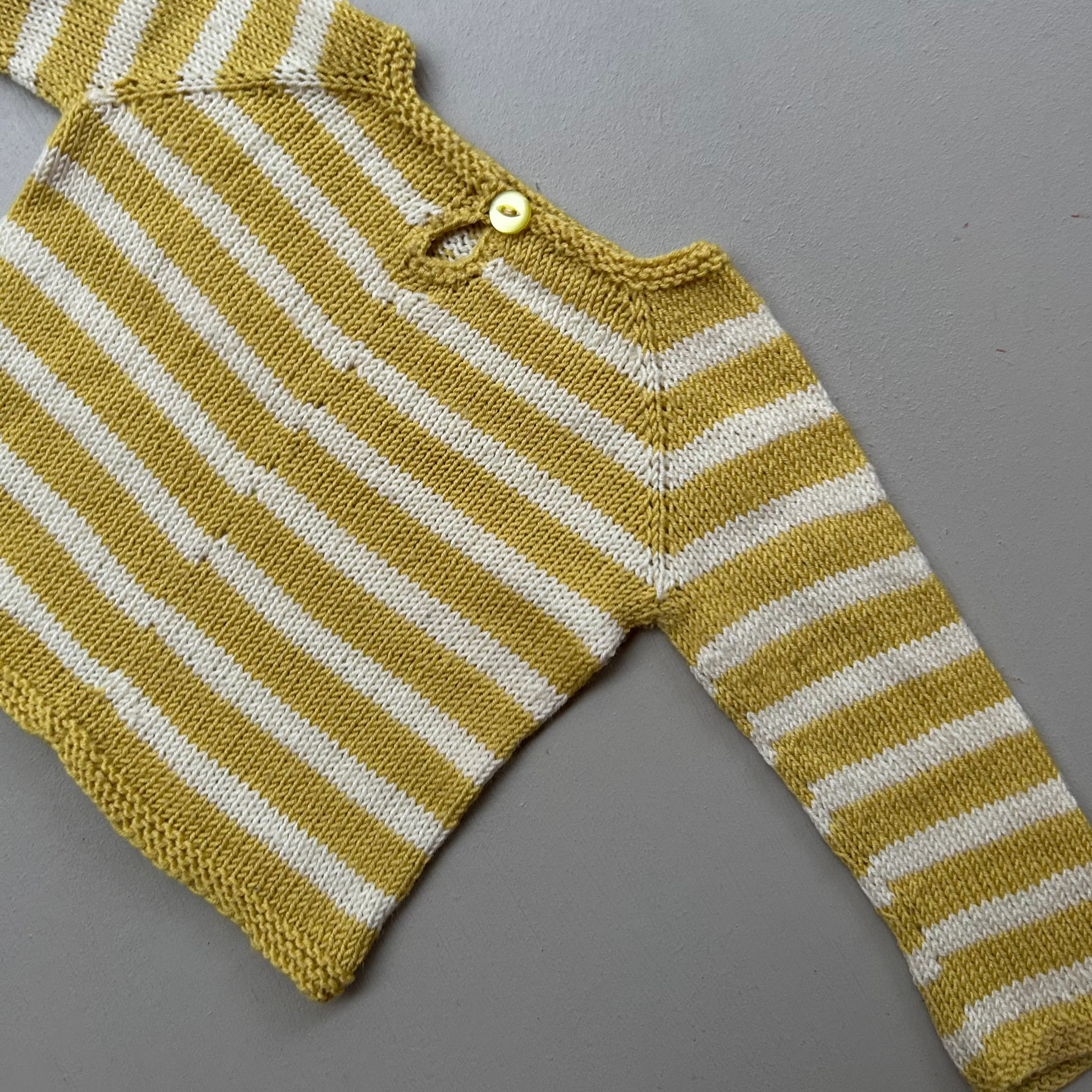 Stribet uldstrik 62/68