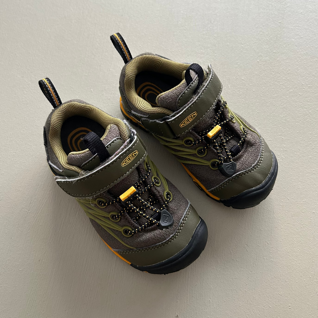 KEEN Chandler sneakers 27/28